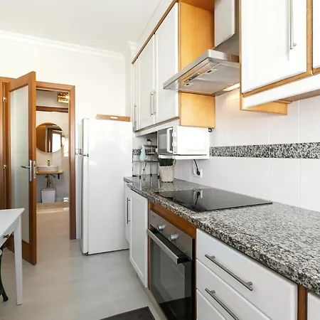 아파트 Modern Flat